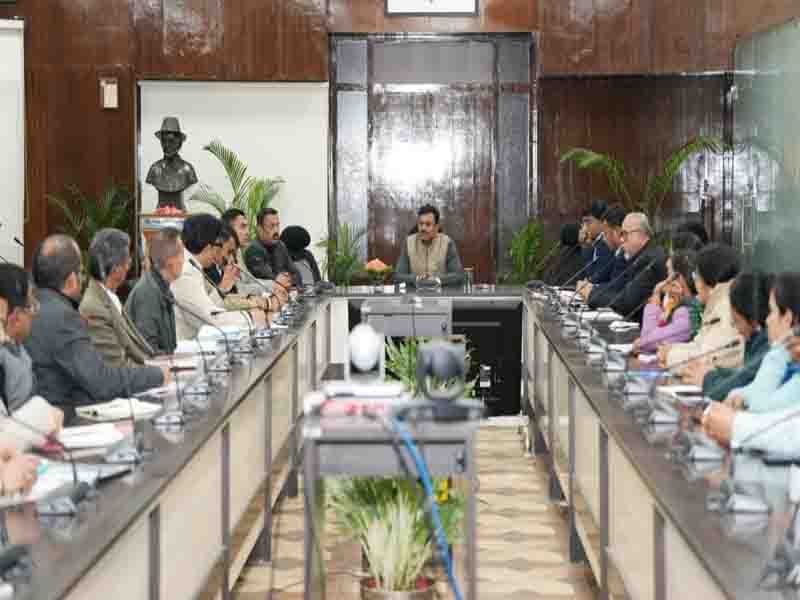 मुख्य सचिव की अध्यक्षता में आज सचिवालय में नशामुक्त उत्तराखण्ड अभियान के प्रभावी क्रियान्वयन हेतु कार्यशाला की गई आयोजित