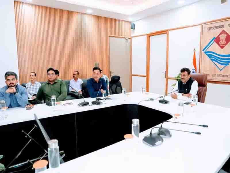 देहरादून शहर के लिए भविष्य की आवश्यकताओं को देखते हुए पार्किंग क्षमता विकसित की जाए:” मुख्य सचिव